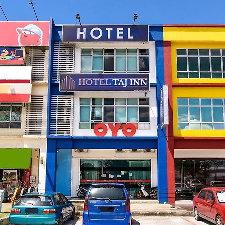 Oyo 90282 Hotel Taj Inn, Seksyen 7 شاه علام المظهر الخارجي الصورة