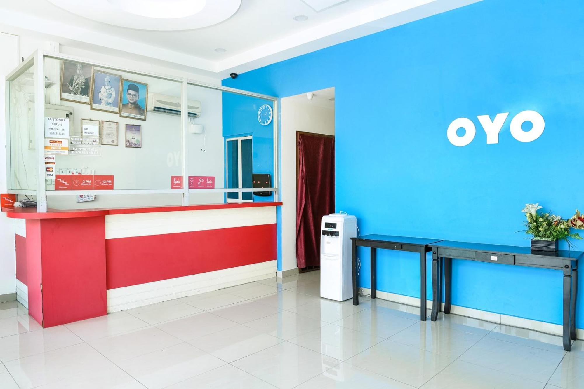 Oyo 90282 Hotel Taj Inn, Seksyen 7 شاه علام المظهر الخارجي الصورة